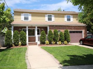 15 Wheeling Ave, Staten Island, NY 10309