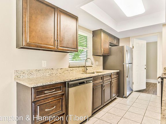 4th image of 12208 Florida Woods Ln