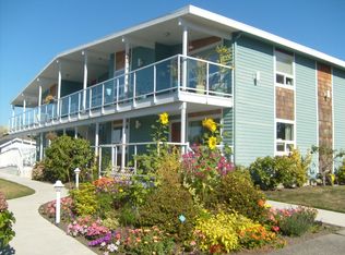 421 Sprague St APT 101, Edmonds, WA 98020