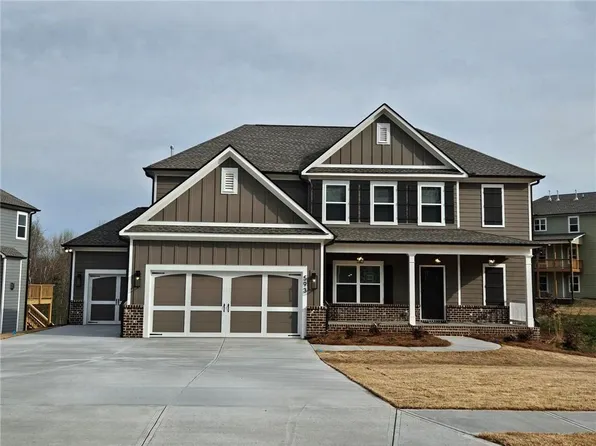 593 Calgary Downs Dr, Winder, GA 30680