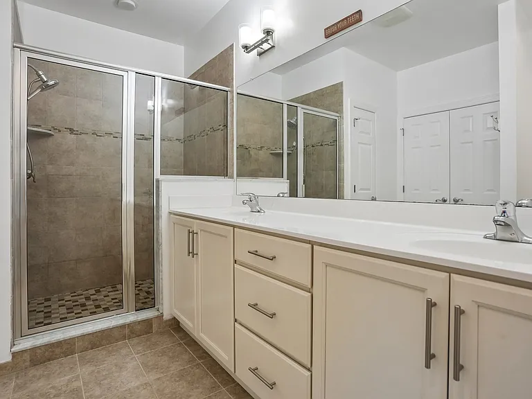 166 Shilling Ave — Photo 15