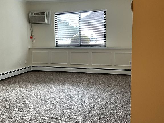 3rd image of 23 Davis Unit A4