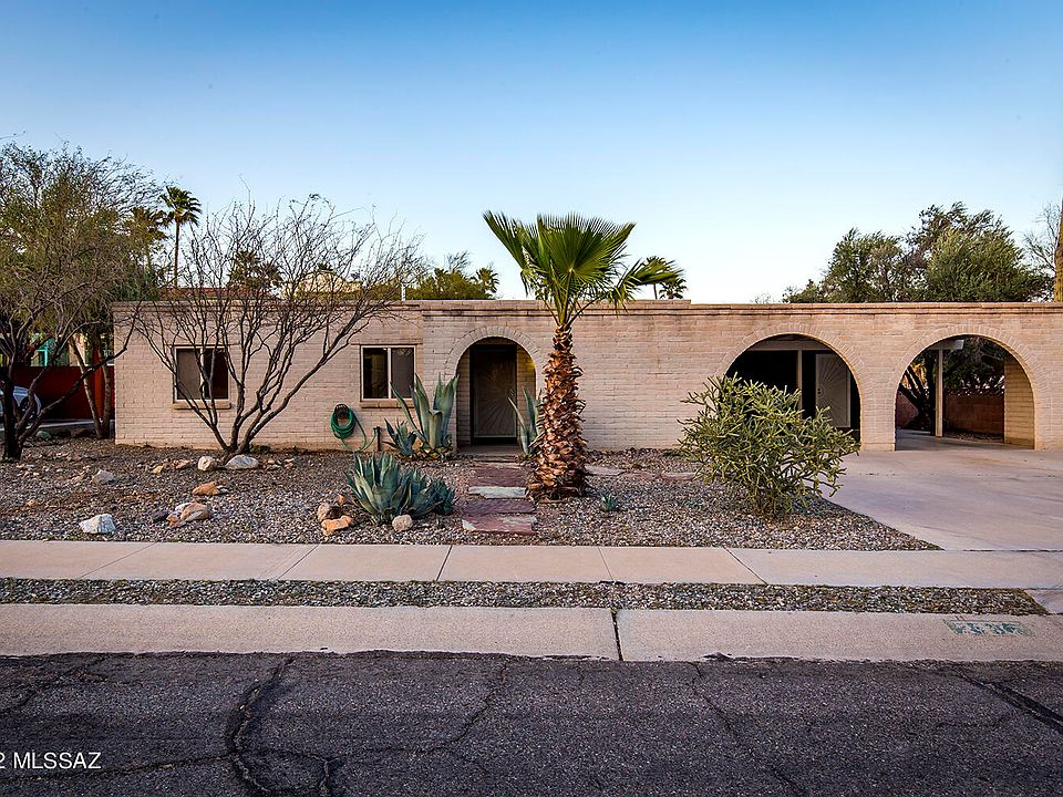 1st image of 2636 W Calle Puebla