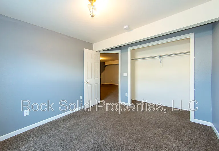 521 Queens Rd #1 — Photo 29