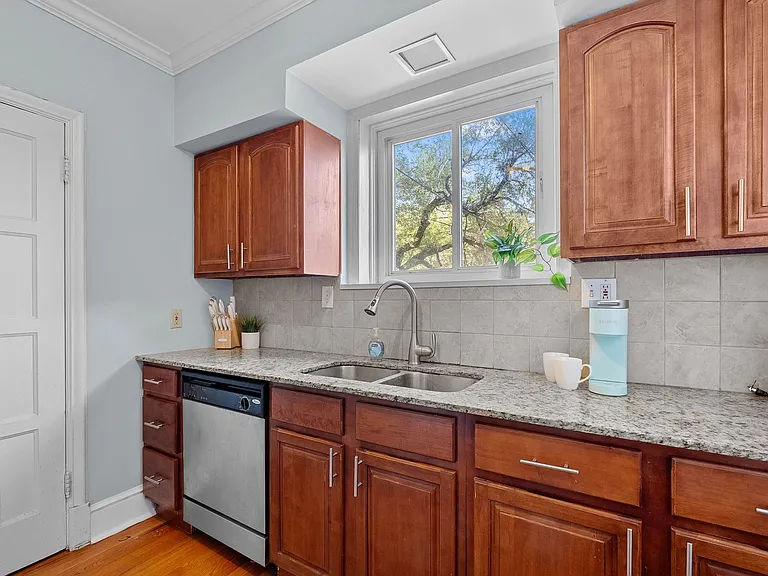 7055 Dartmouth Ave #2 — Photo 13
