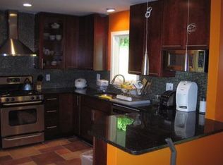 464 Lafayette Ave, Ridgefield, NJ 07657