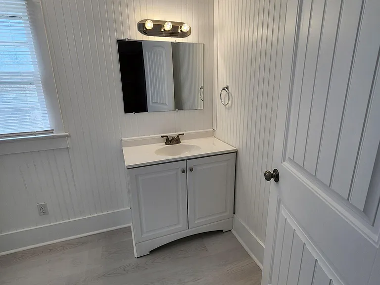 714B S Market St #B — Photo 6