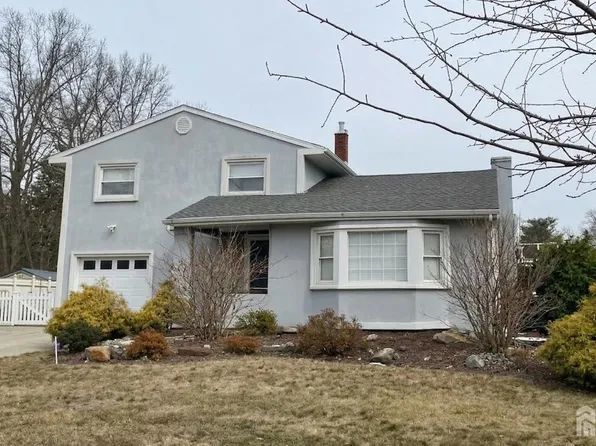 30 Rachel Ter, Piscataway, NJ 08854