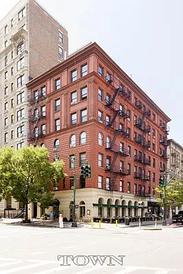 Rented by Town Residential | media 19