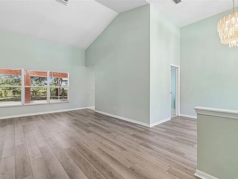 9619 Springbrook Dr — Photo 13