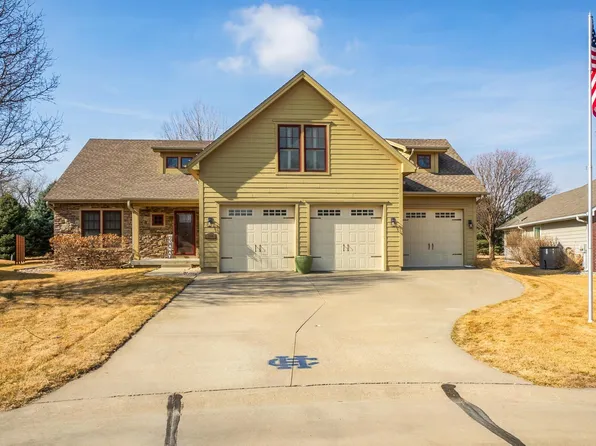 480 Bluestem Trl, Dakota Dunes, SD 57049