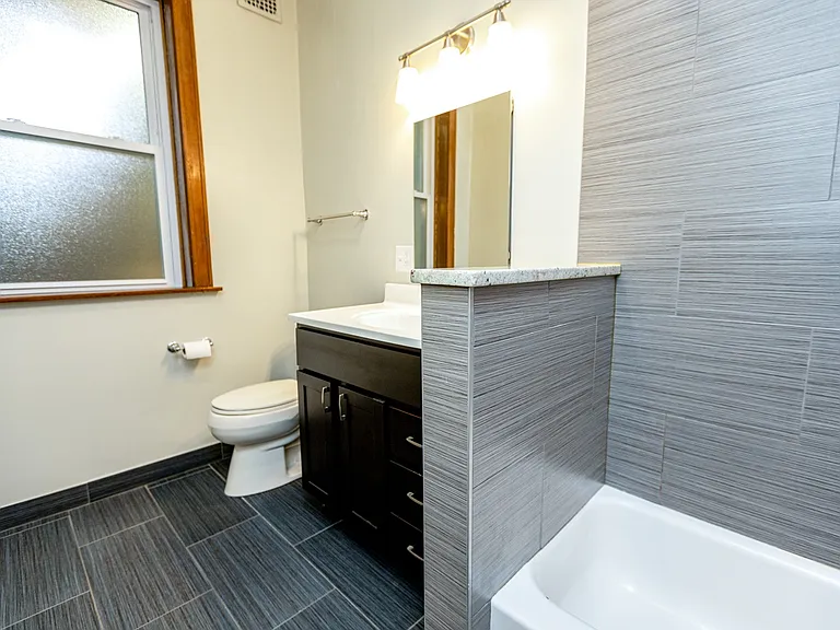 3335 W. Dickens Ave - 2047 N. Kimball Ave. — Photo 4