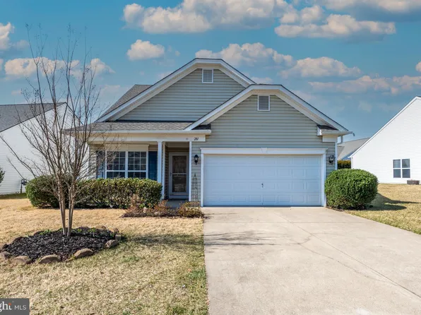 281 Bridgewater Cir, Fredericksburg, VA 22406