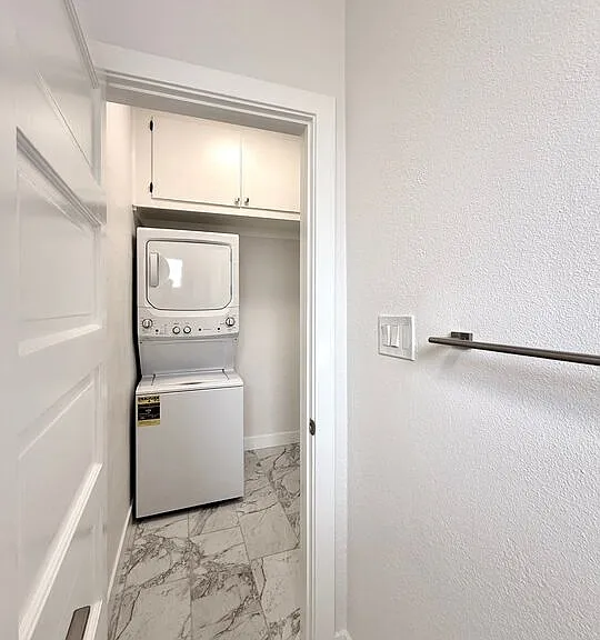 224 S Kenilworth Ave — Photo 3