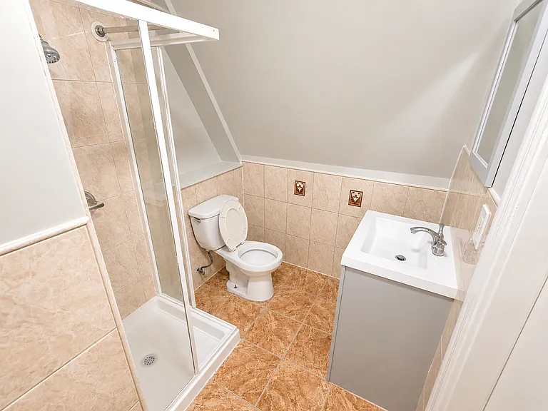 413 Summer Ave #3 — Photo 11