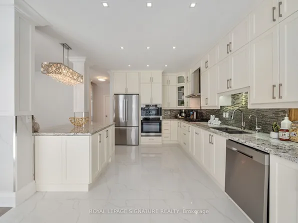 47 Amparo Dr, Vaughan, ON L4H 2L7