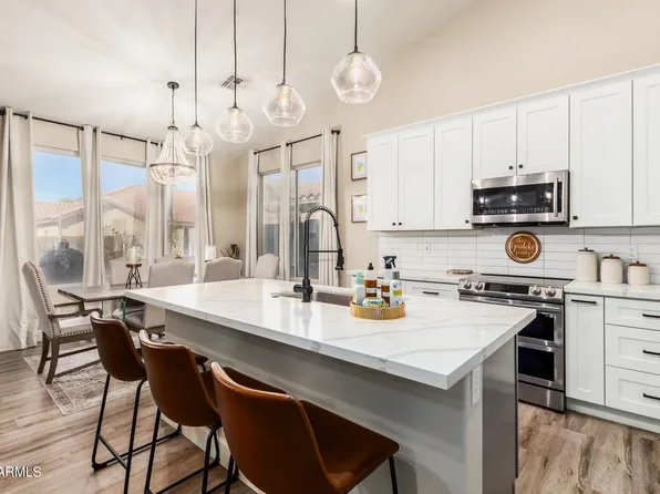720 N BRIDLEGATE Drive, Gilbert, AZ 85234