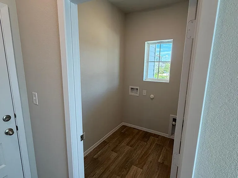 2612 Towy Rd — Photo 8