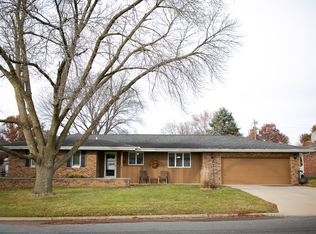 507 W Gloria Dr, Eureka, IL