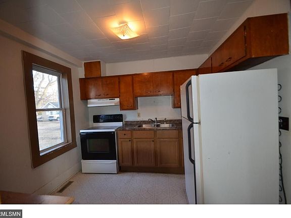 4th image of 419 N Miller Ave