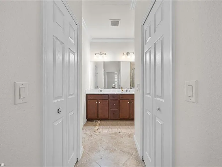 2707 Blossom Way — Photo 19