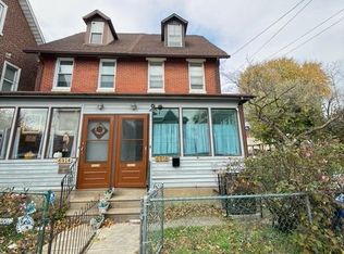 6916 Tulip St, Philadelphia, PA 19135