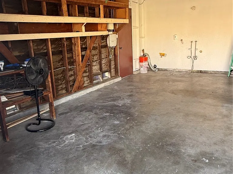 17323 Grayland Ave — Photo 51