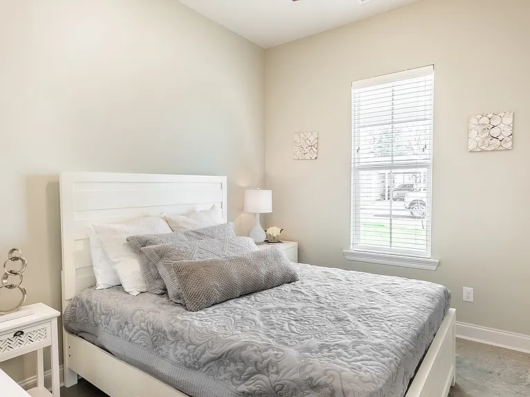Country Club Cottages — Photo 11