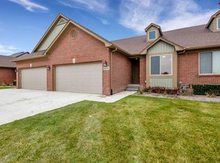 48334 Applegrove Ln #28, New Baltimore, MI 48051