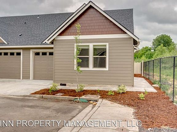 3rd image of 8219 NE 20th St