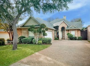 6907 Levelland Rd, Dallas, TX 75252