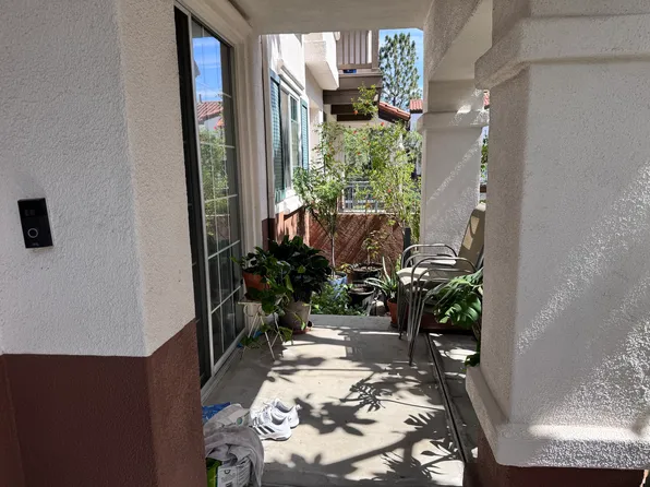 2916 Ballesteros Ln, Tustin, CA 92782