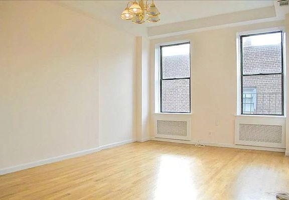 3rd image of 167 8th Ave APT 5W