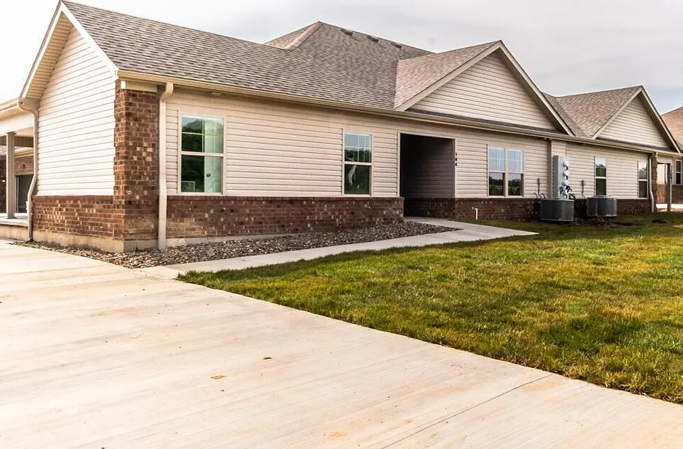 162 Garden Gate Dr