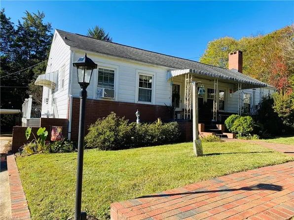 114 Sunrise Cir, Randleman, NC 27317