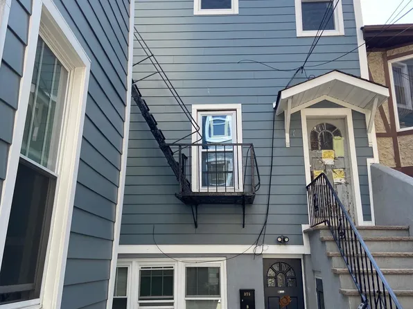 373-375 3rd Street image 1 of 12