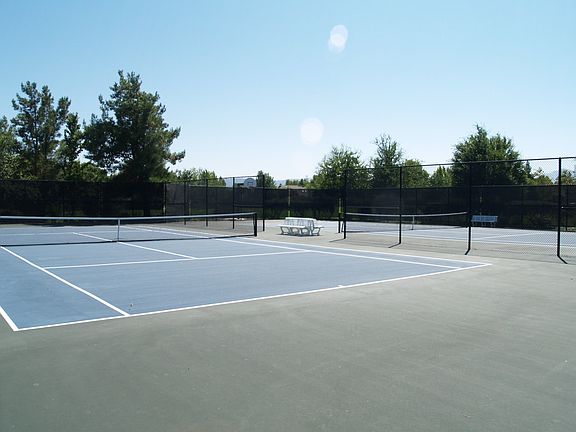 community tennis court