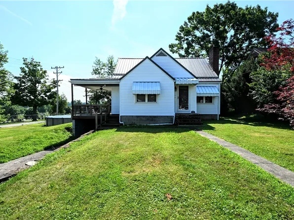 120 Reed Ave, Belle Vernon, PA 15012