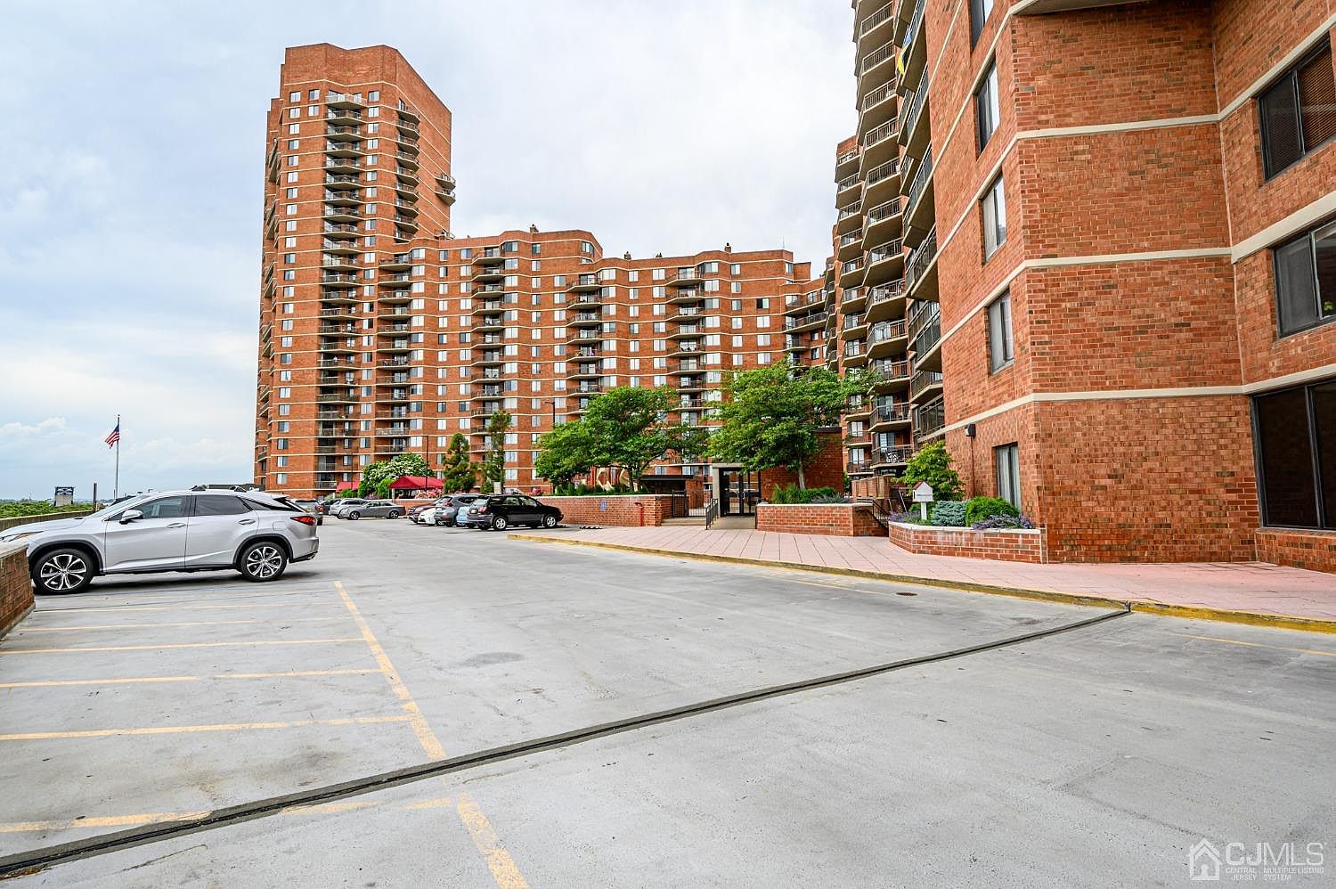 315 Harmon Cove Tower, Secaucus, NJ 07094 Zillow