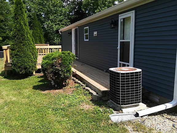 More greenery around new deck