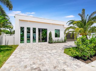 828 NW 2nd Ave, Boca Raton, FL 33432