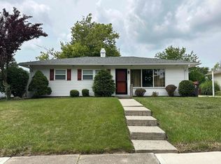 5327 Riviera Dr, Fort Wayne, IN 46825