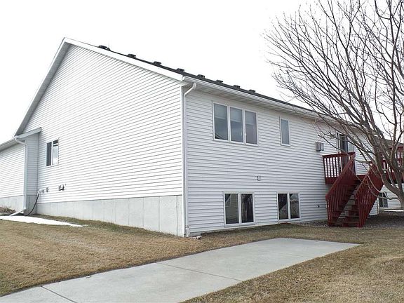 2nd image of 417 16th St N
