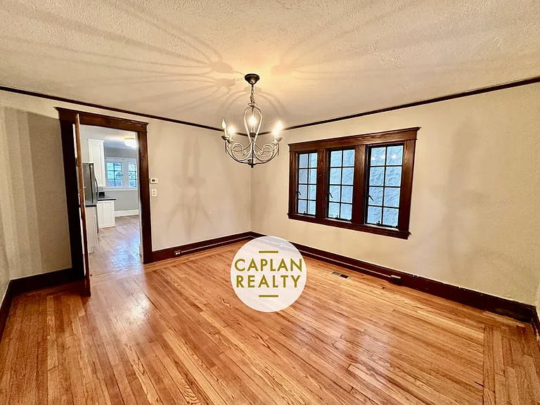 110 Marvel Rd — Photo 3