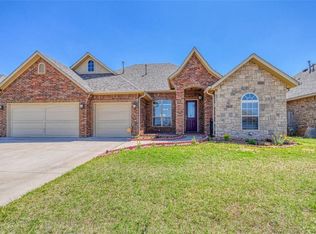 3404 Summit Crossing Pkwy, Norman, OK 73071
