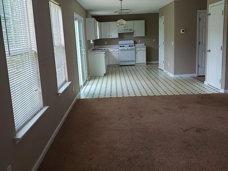 179 Parkview Ln — Photo 9