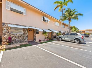 450 SE 7th St APT 214, Dania, FL 33004