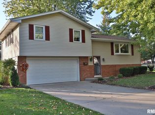 7513 N Oxford Pl, Peoria, IL