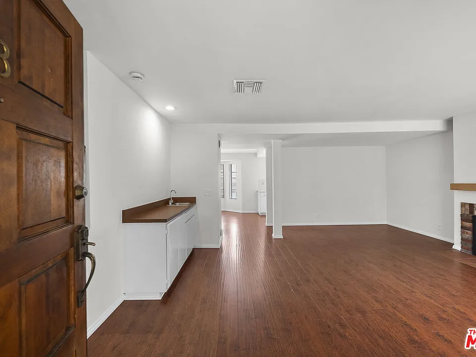 417 N Alhambra Ave #B