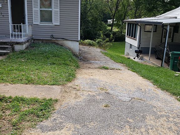 3rd image of 2420 Switzer Ave